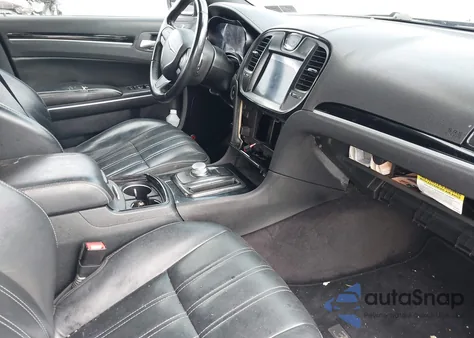 2017 Chrysler 300 из США, поврежденный, VIN 2C3CCABG1HH565079